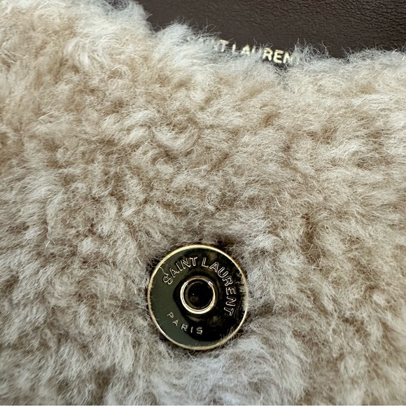 New Saint Laurent small Lou puffer genuine shearling clutch - Picture 8 of 11